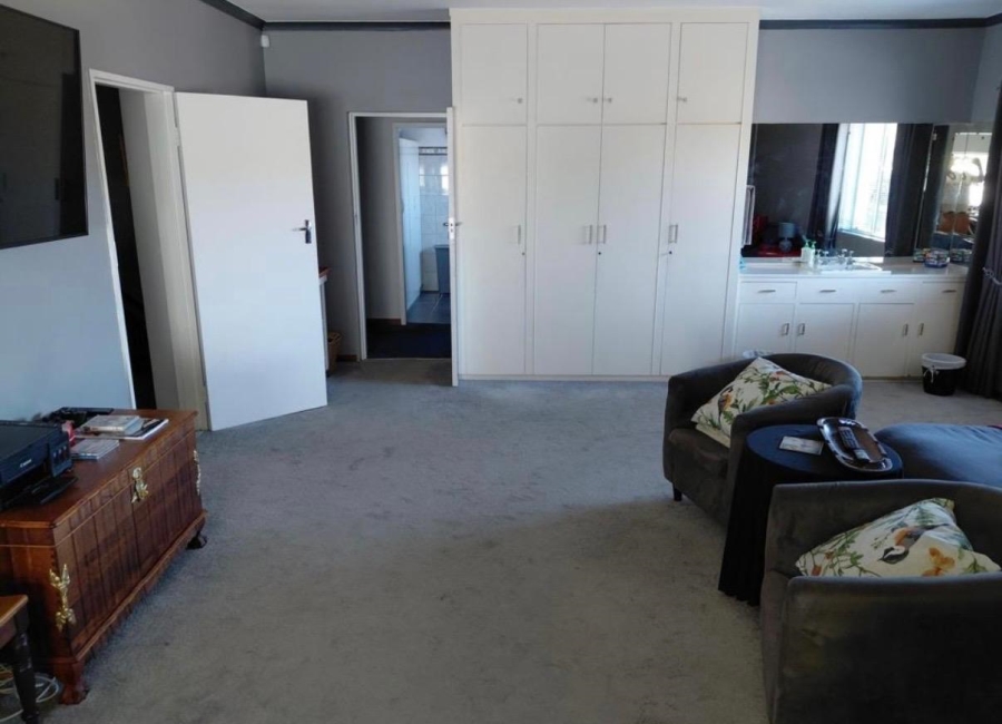 4 Bedroom Property for Sale in Bothasrus Eastern Cape